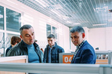 Представители комитета изучили работу крупнейшего в стране миграционного центра