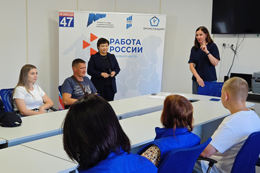 Комитет по труду готовит работников для важных отраслей региона, например, для сферы транспорта и строительства. Сегодня одна из самых востребованных профессий этих сфер – водители категории «D».
