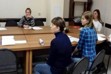 Биржа труда проводит семинар для нетрудоустроенных женщин