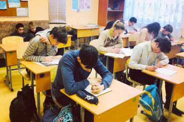 Школьники изучают мир профессий